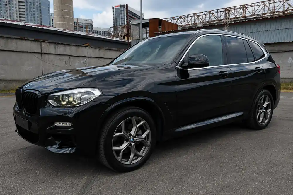Acum disponibil | BMW X3 G01 2018- Bare longitudinale de plafon integrate crom OEM (Aluminiu, montaj pe adeziv)